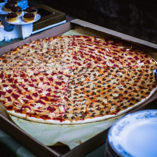 Největší pizza na světě: 2 a půl tuny těsta a 2 tuny rajčatového protlaku
